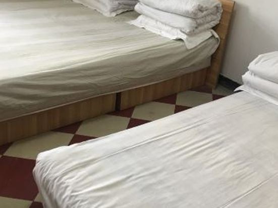 床位房(无窗)