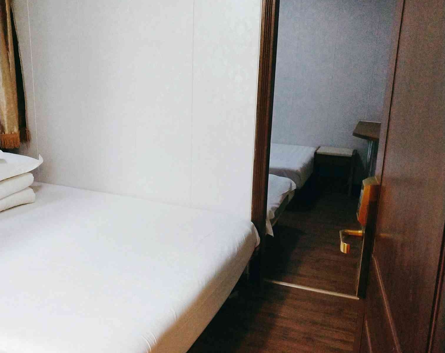 四人间