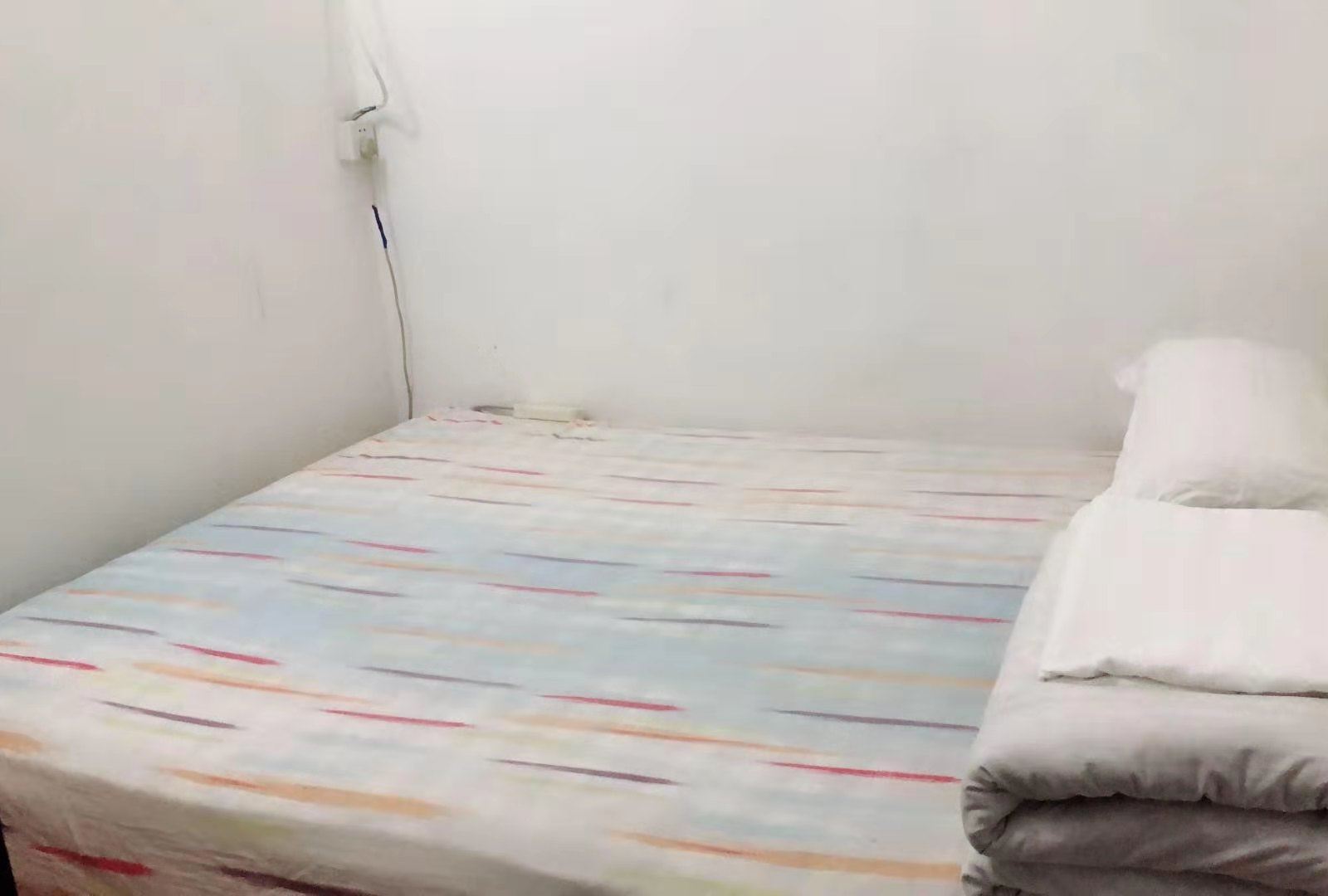 大床房(无窗)(公卫)