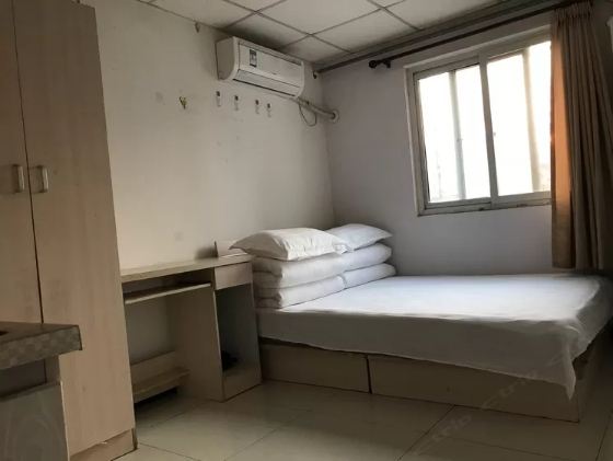 经济大床房(公共卫浴)