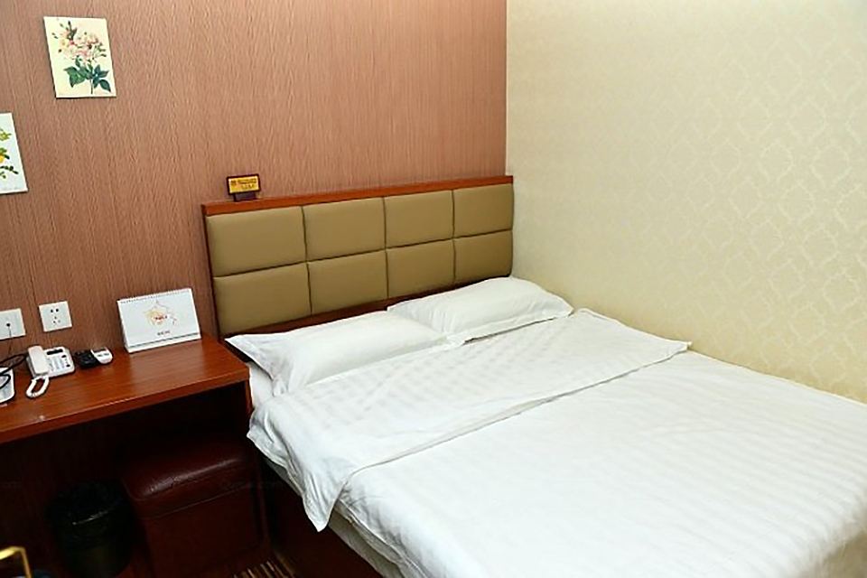 豪华大床房