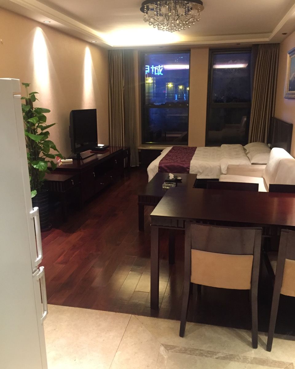 豪华大床房