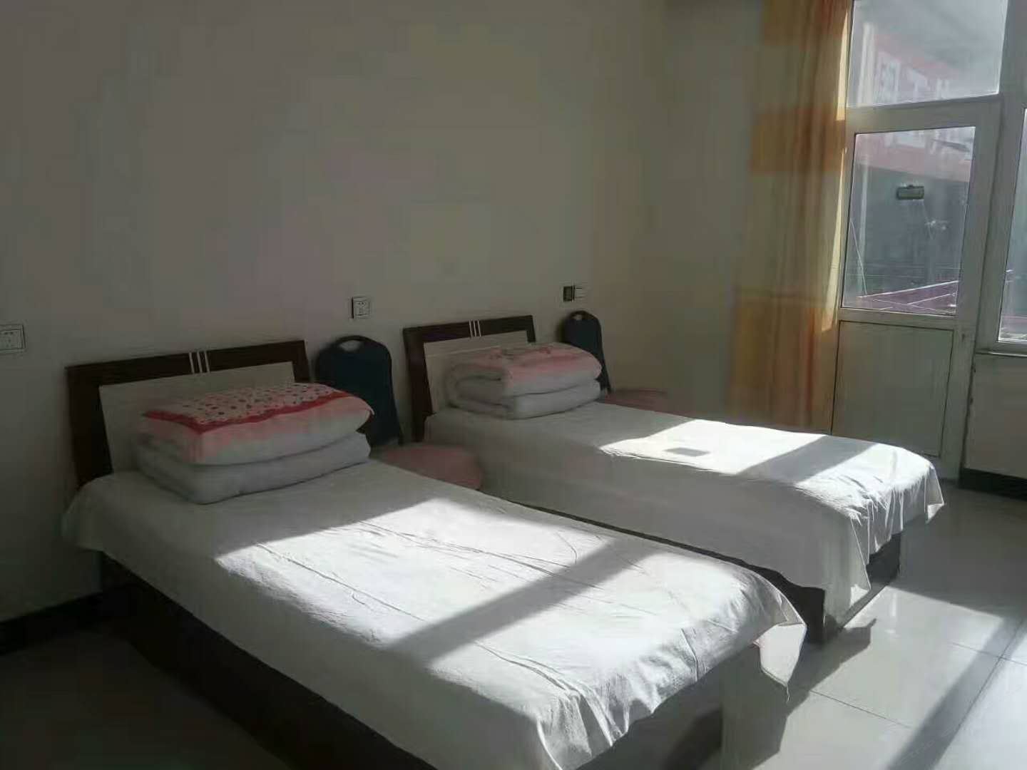 双人间