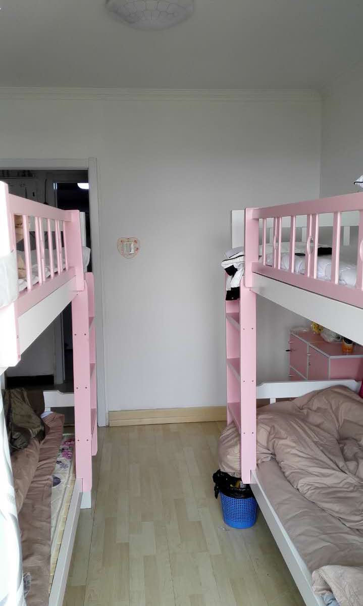 女生四人房