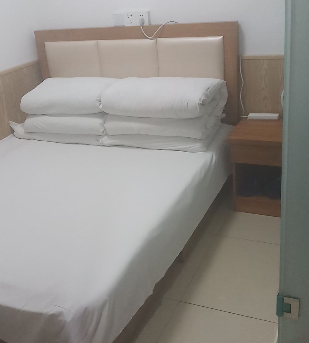 普通大床房