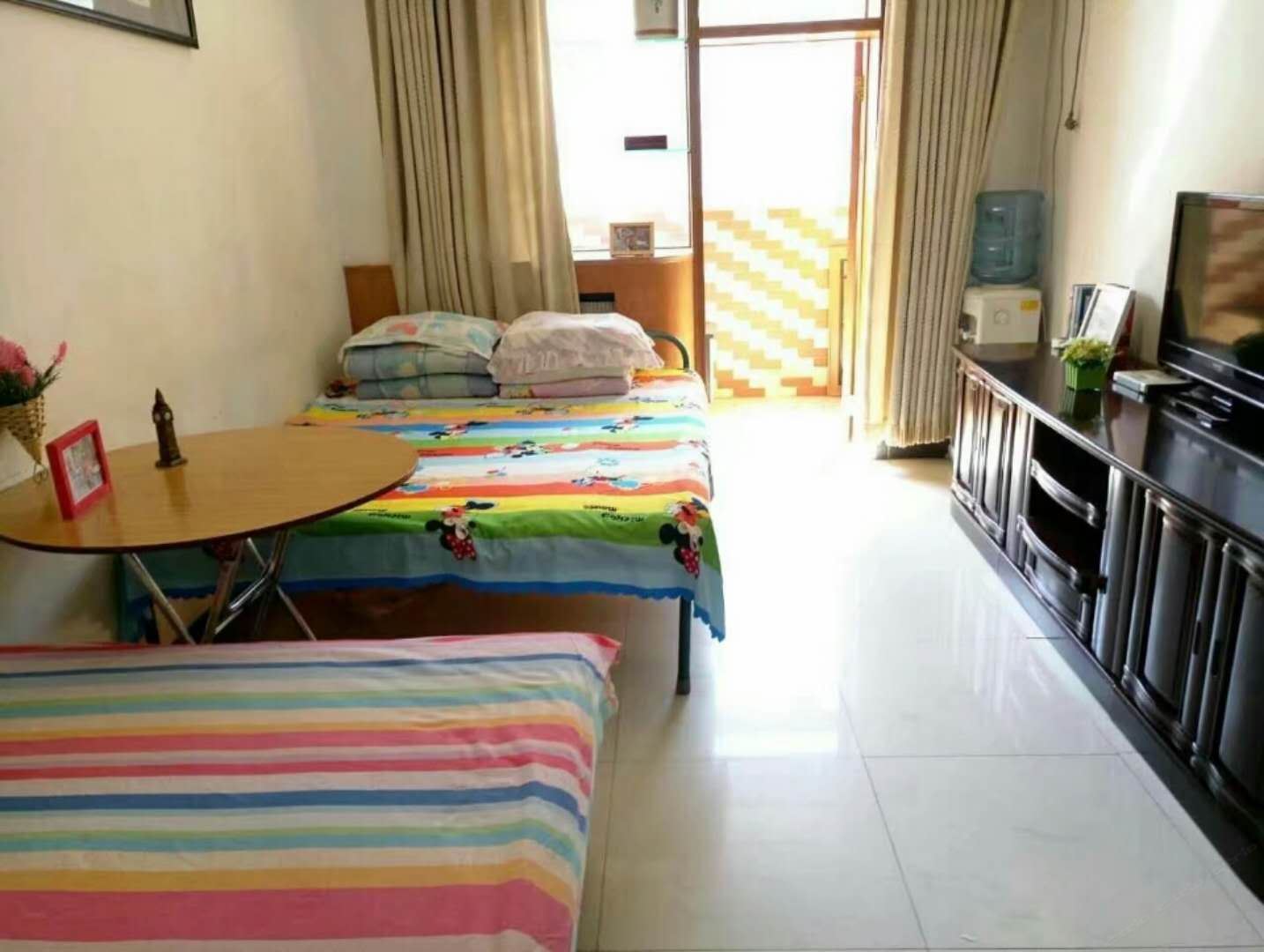 四人间