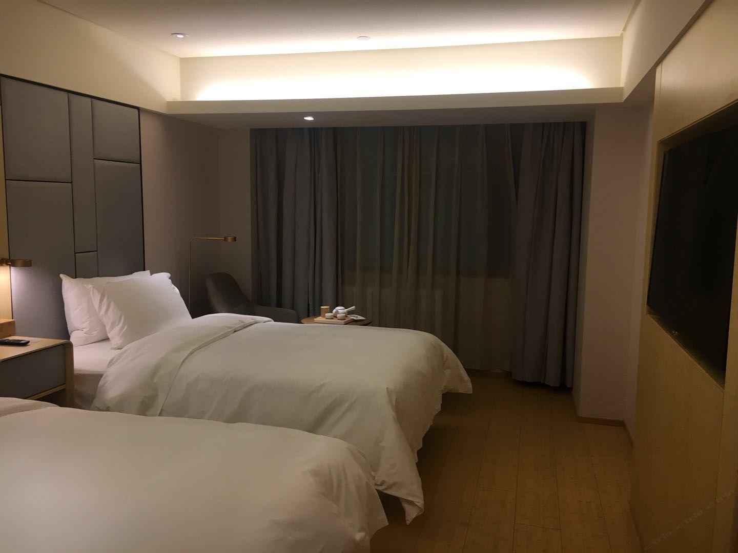 双床房