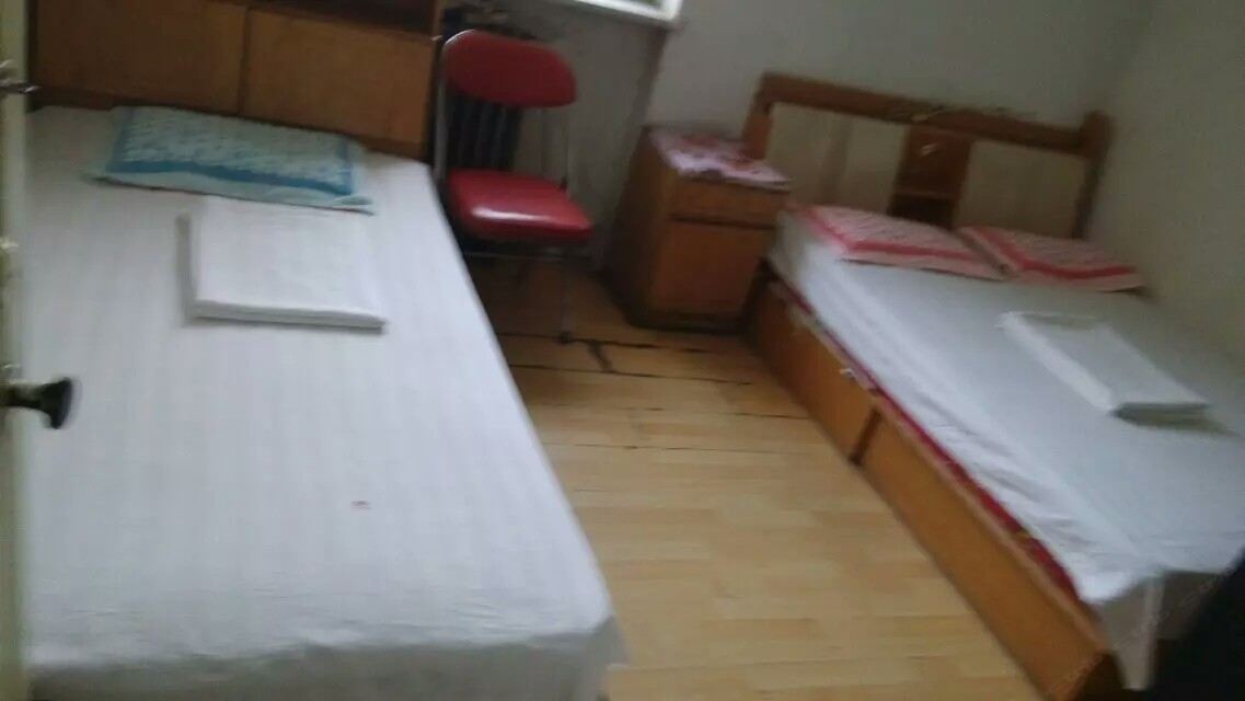 三人间(公共卫浴)
