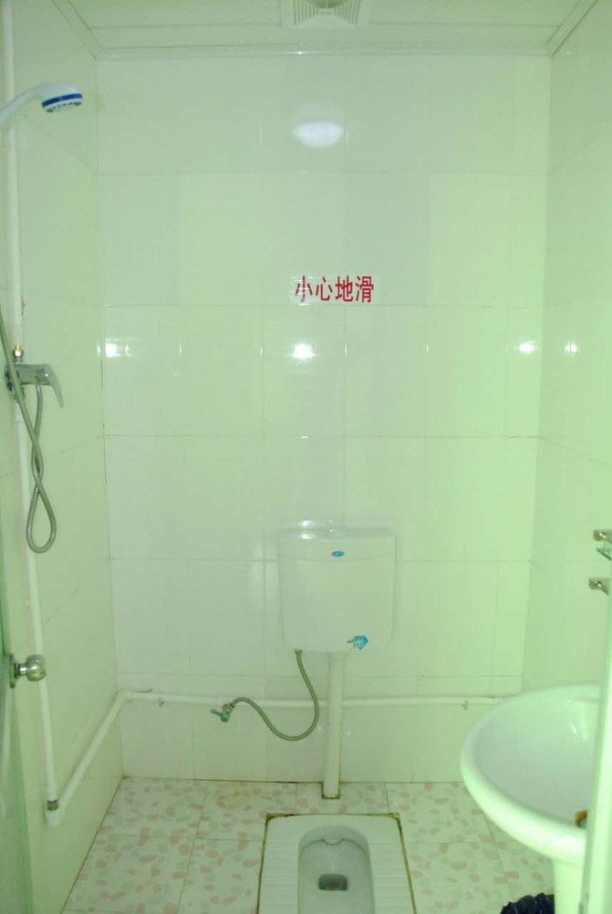 院三人间(无窗)