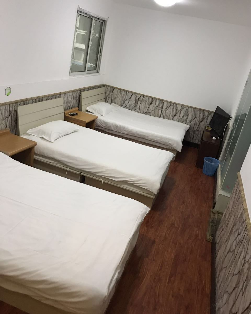 标准三人间