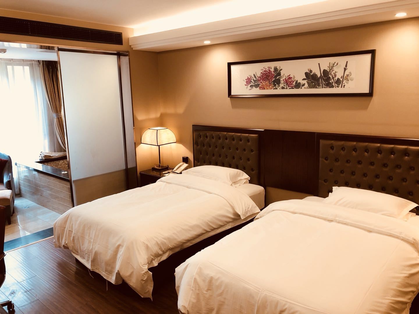 玫瑰温泉双床房