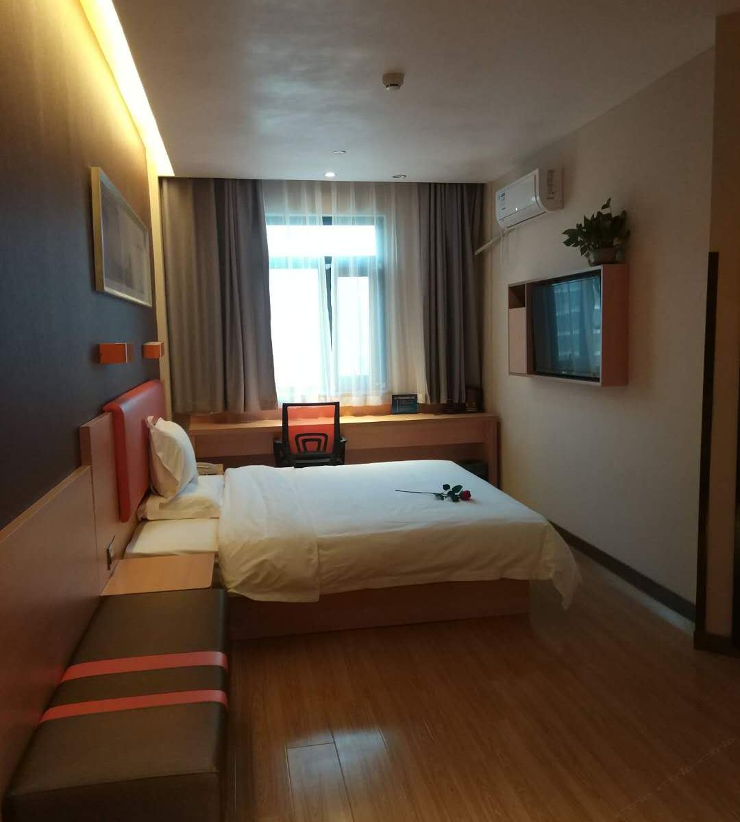 优享大床房