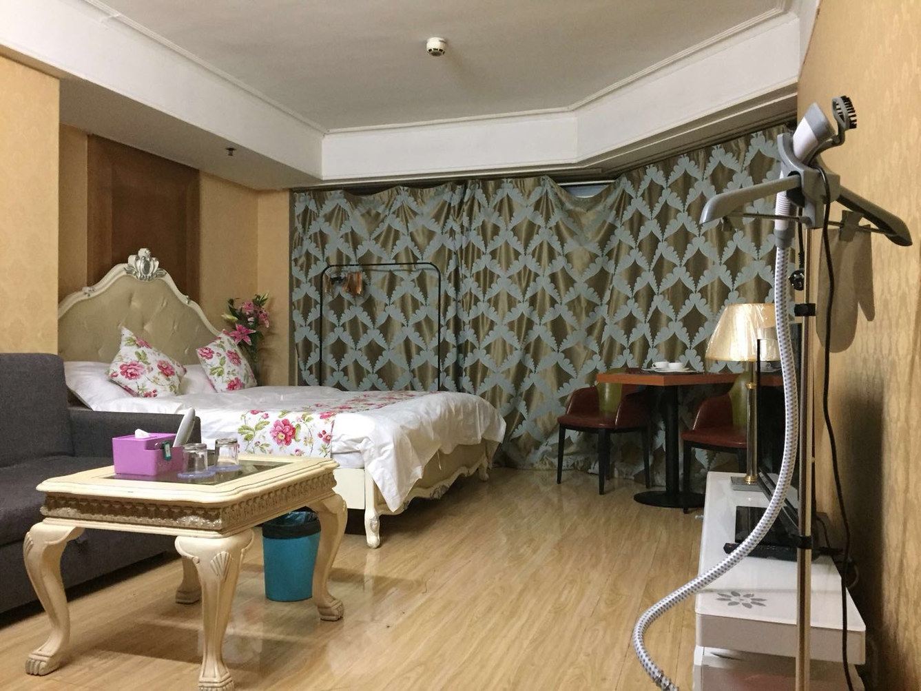 精品豪华大床房