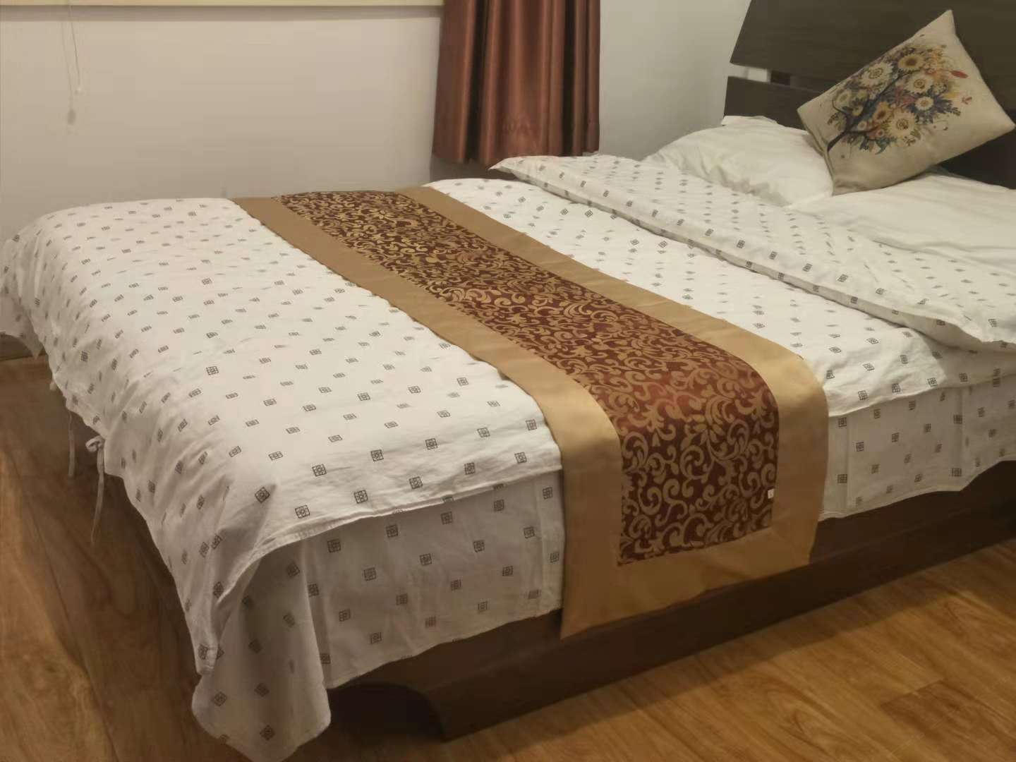 特惠房(无窗)(公共卫浴)