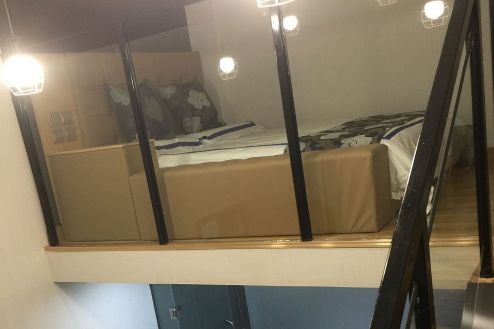 复式大床房A