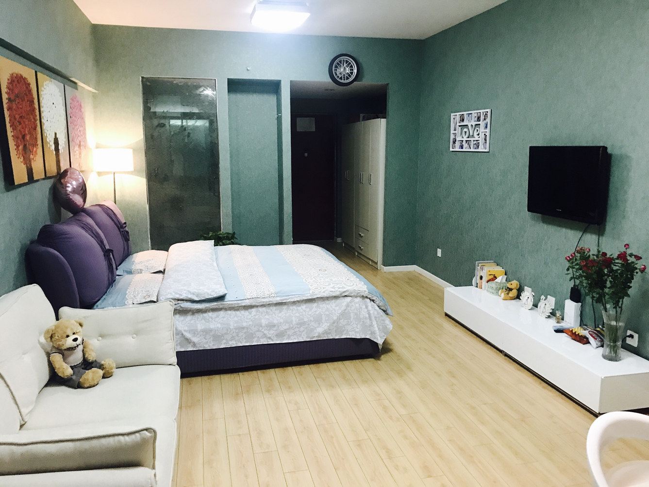 精装一室大床房(无窗)