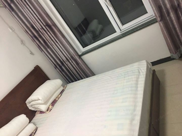 温馨大床房