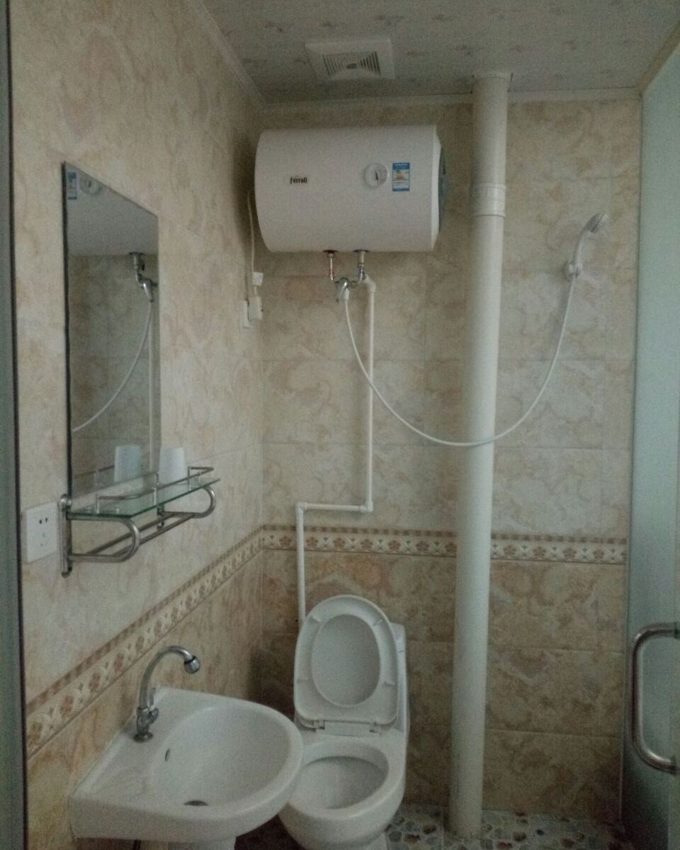 家庭间