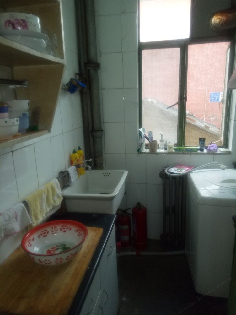 三人间(无窗)