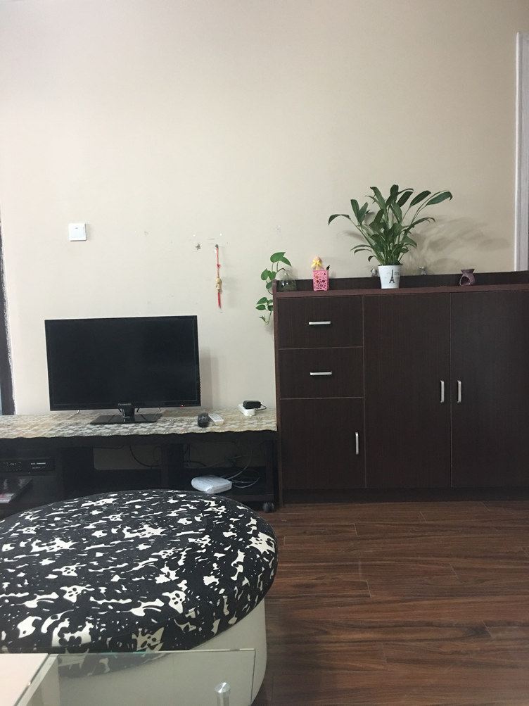精致二室一厅套房