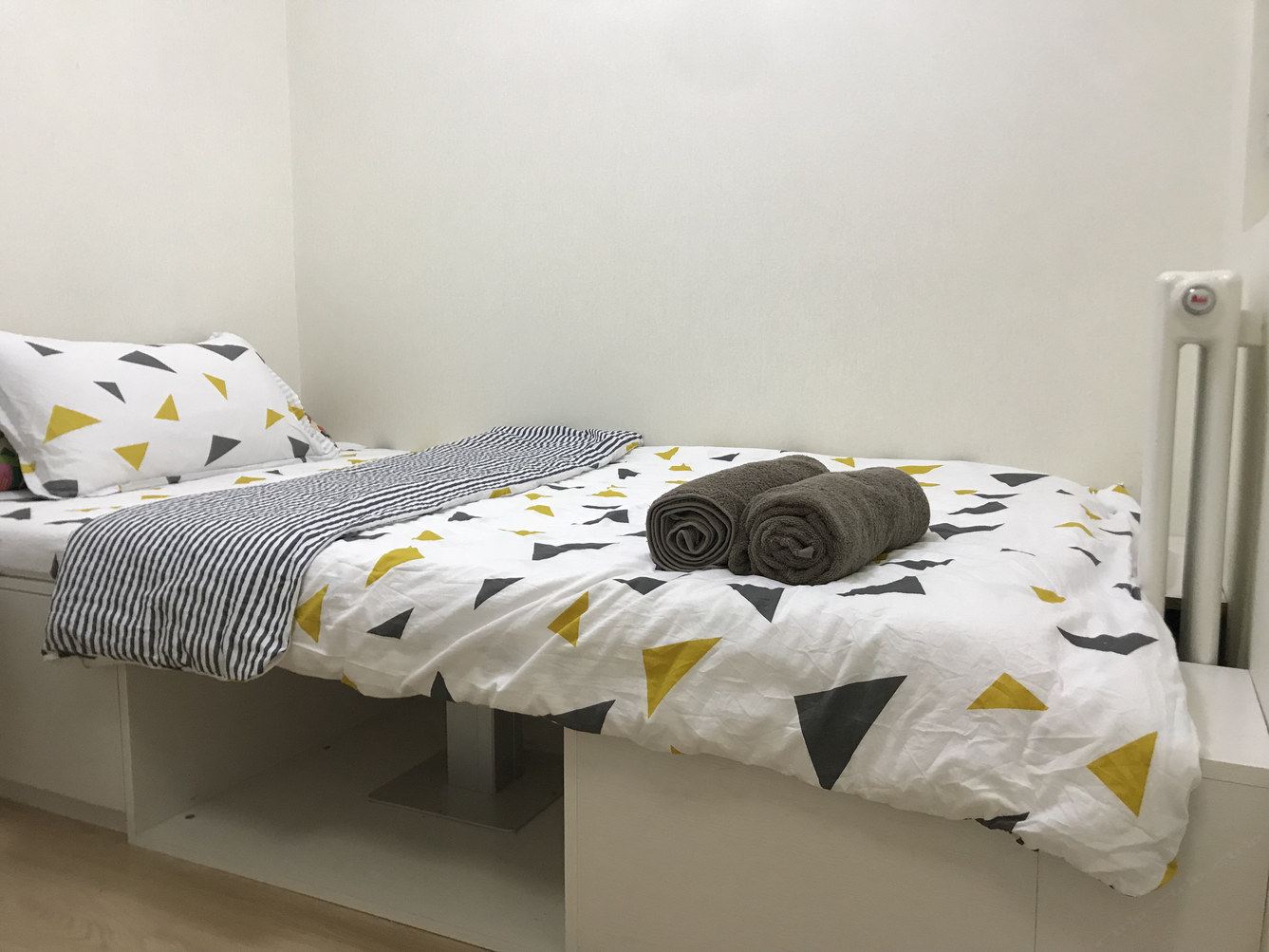 精致二室一厅套房