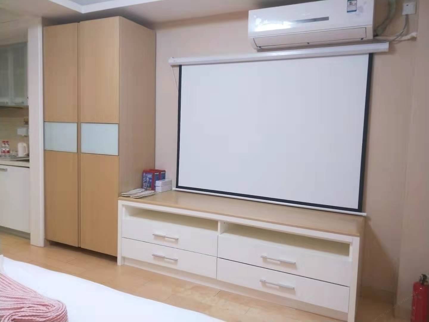 特惠大床房(无窗)