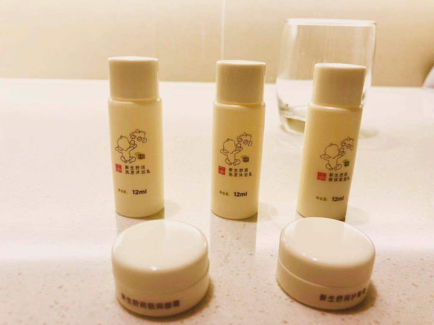 亲子主题豪华大床房