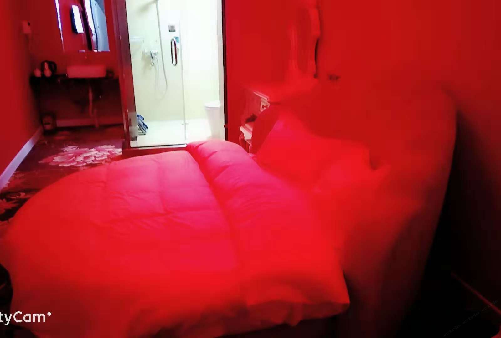 豪华圆床房