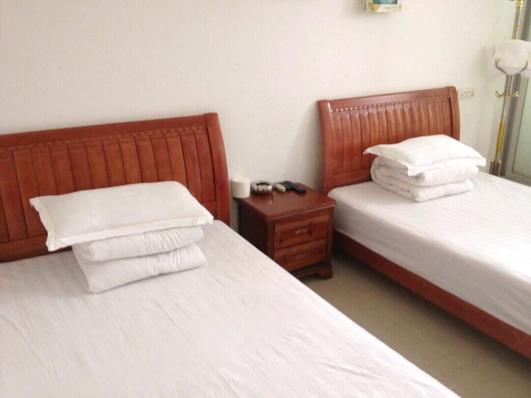 双床间