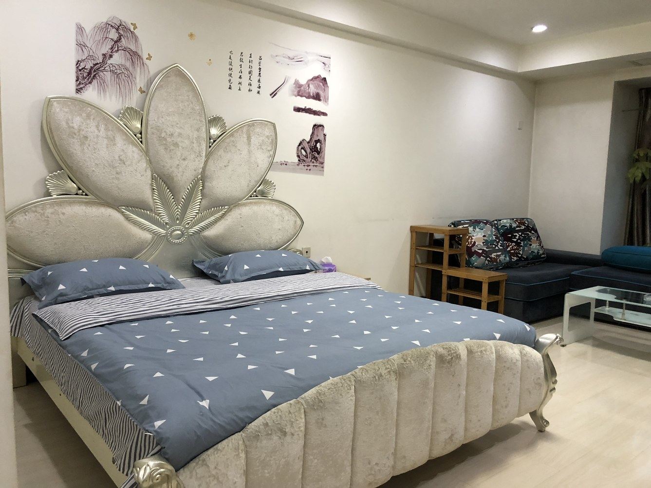 电脑房一室