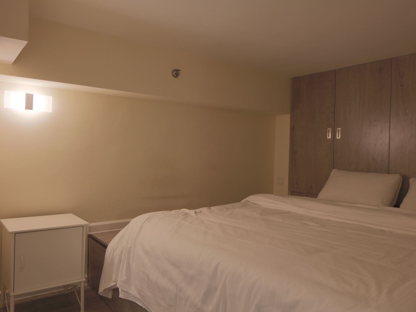 简约Loft大床房