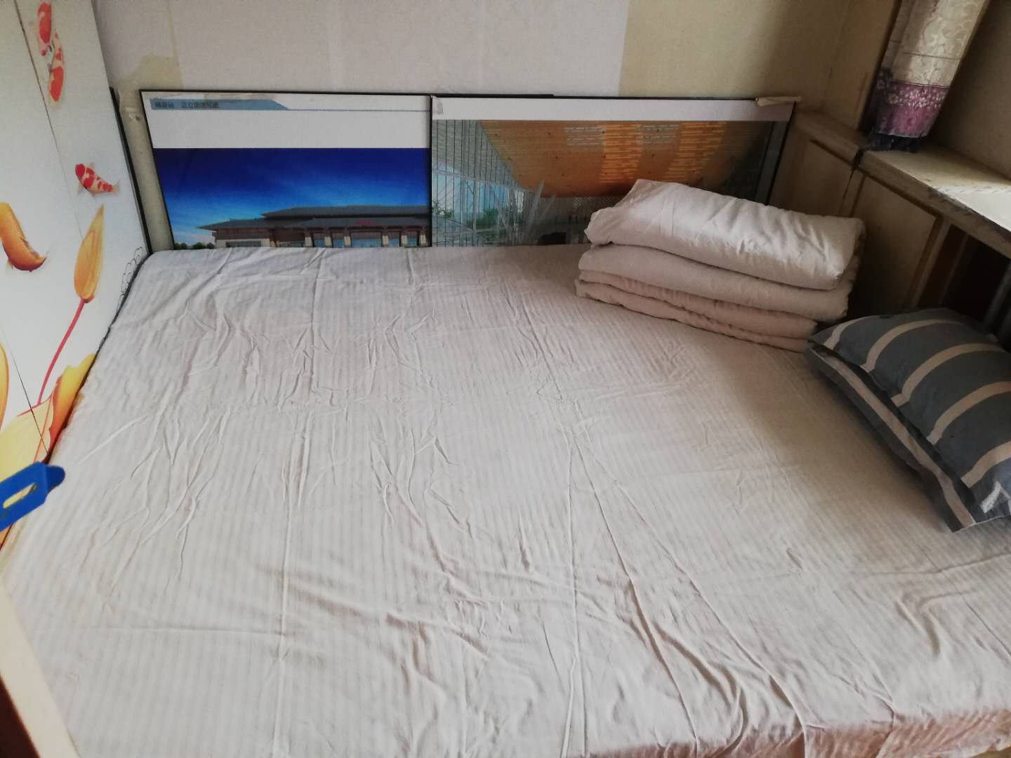 经济大床房(公共卫浴)