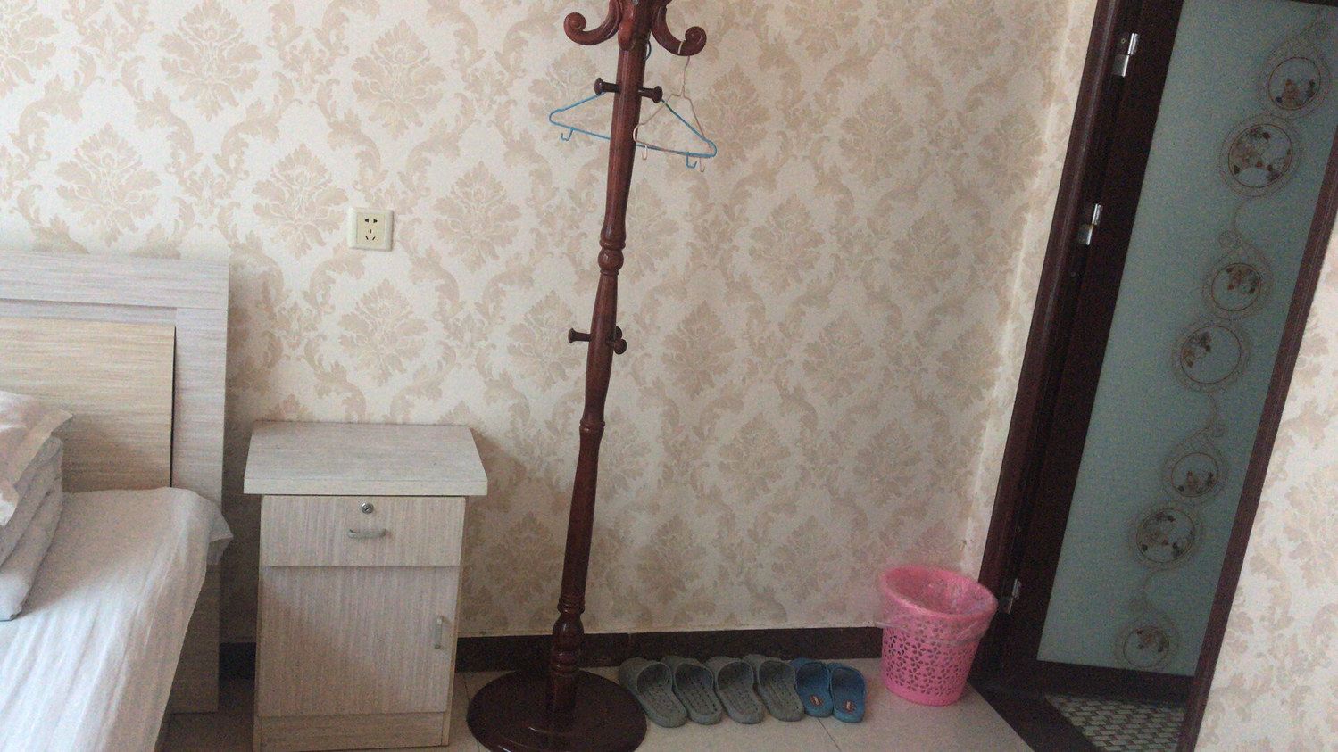 精致火炕三人间