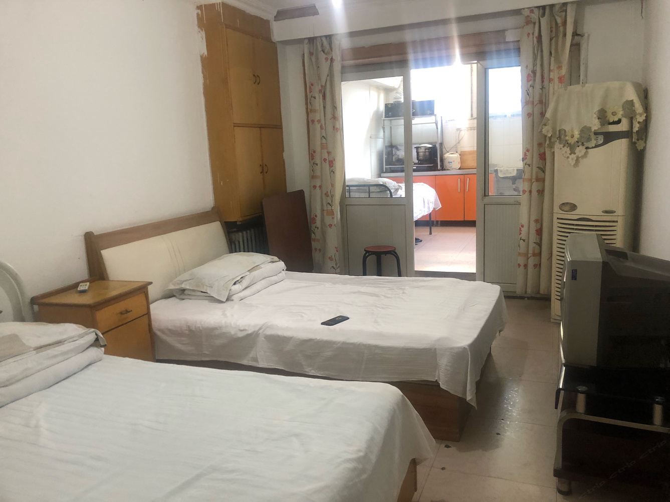 一室大床房