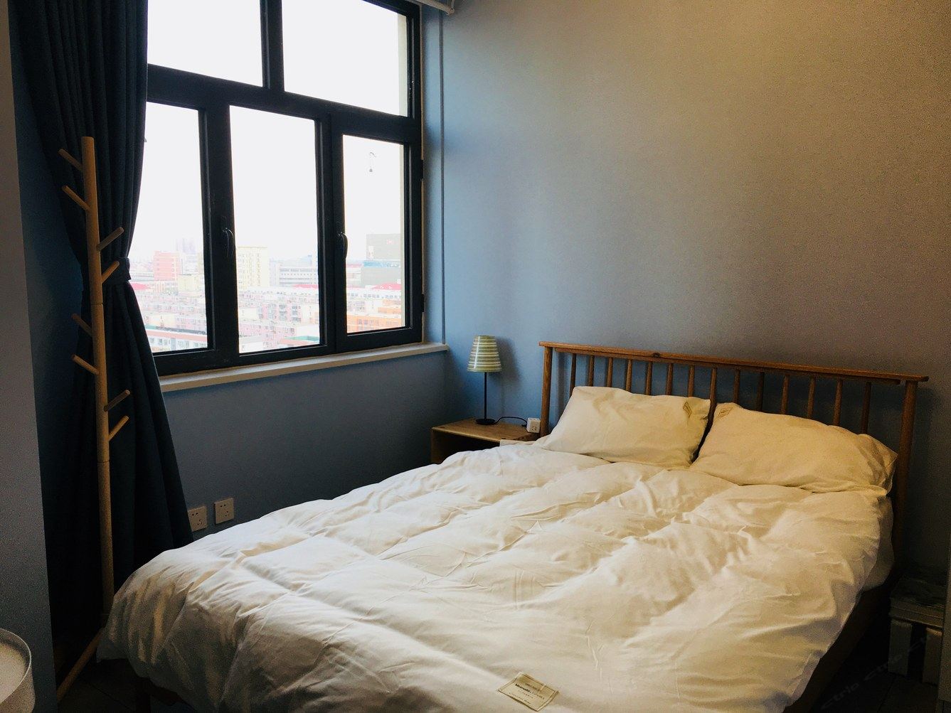 现代简约一室二床房