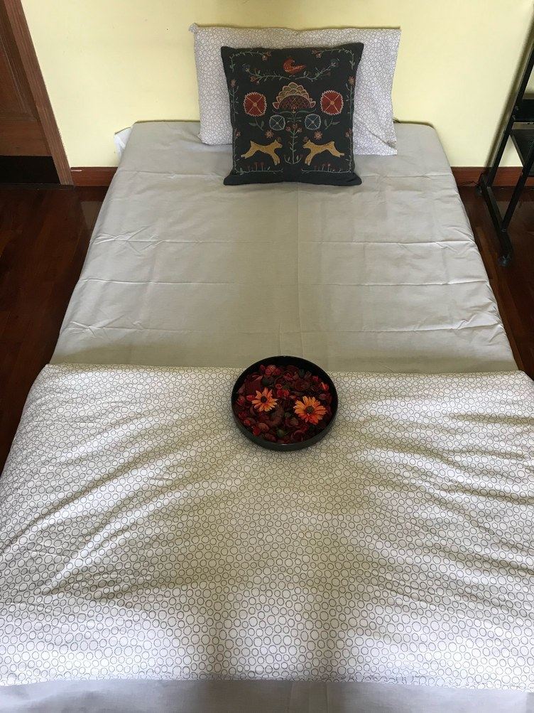 阳光一室二床房