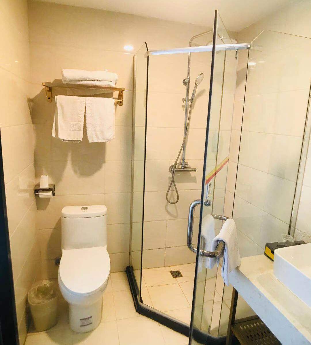 高级三人间