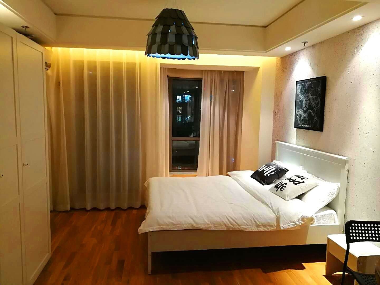 商务大床房