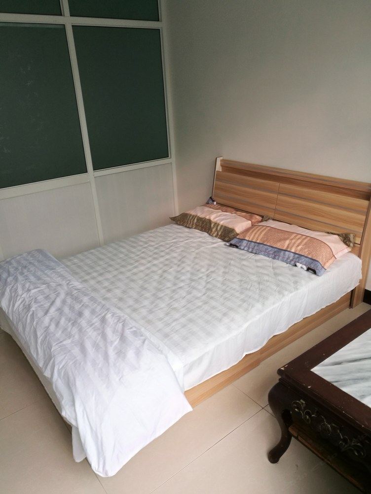 一室大床房