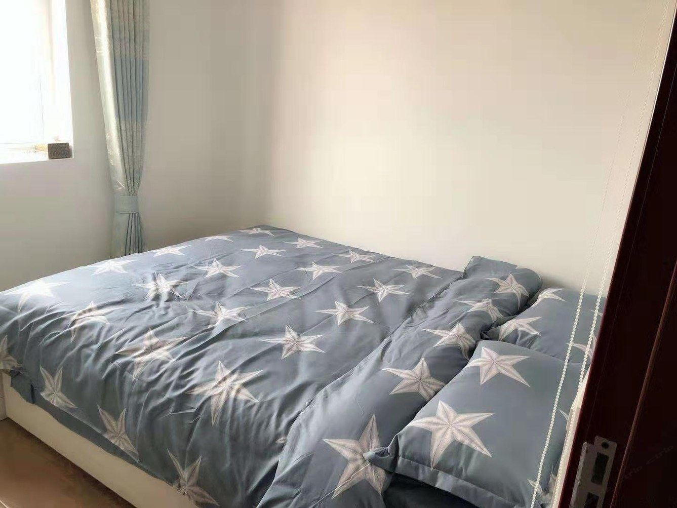 温馨简约二室一厅套房