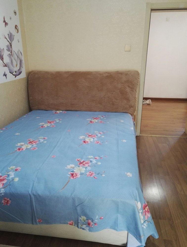 两室一厅
