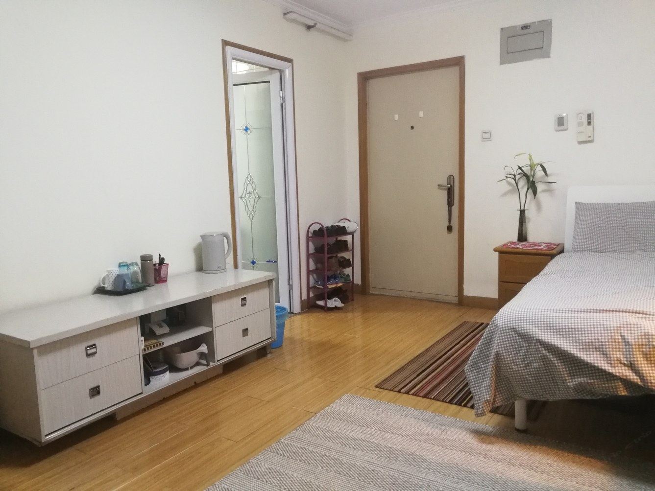 简约一室大床房