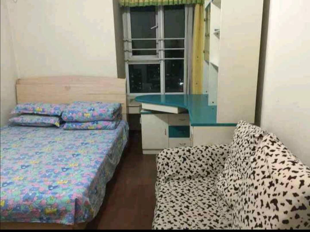 次卧大床房