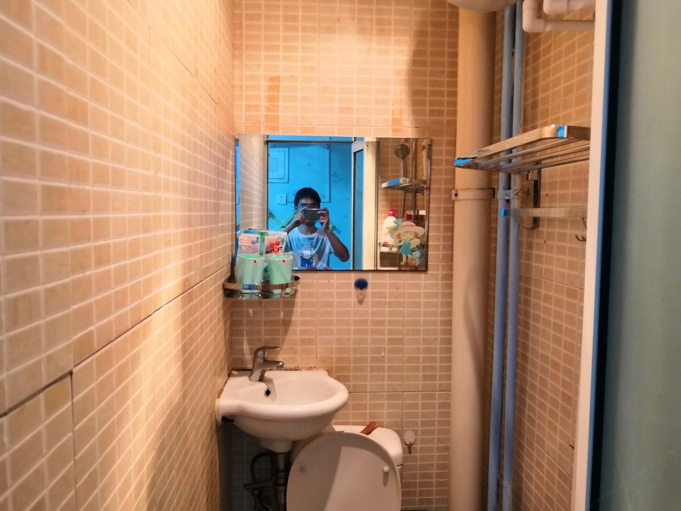温馨亲子房