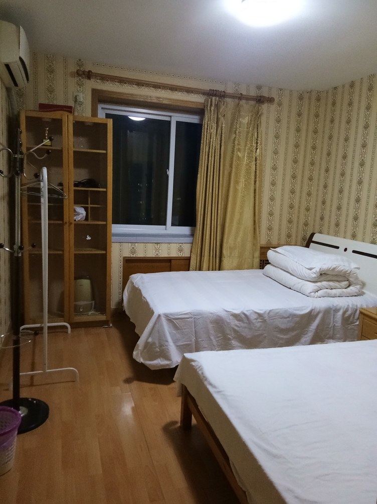 舒适三室一厅套房
