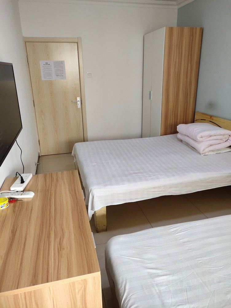 三室大床房