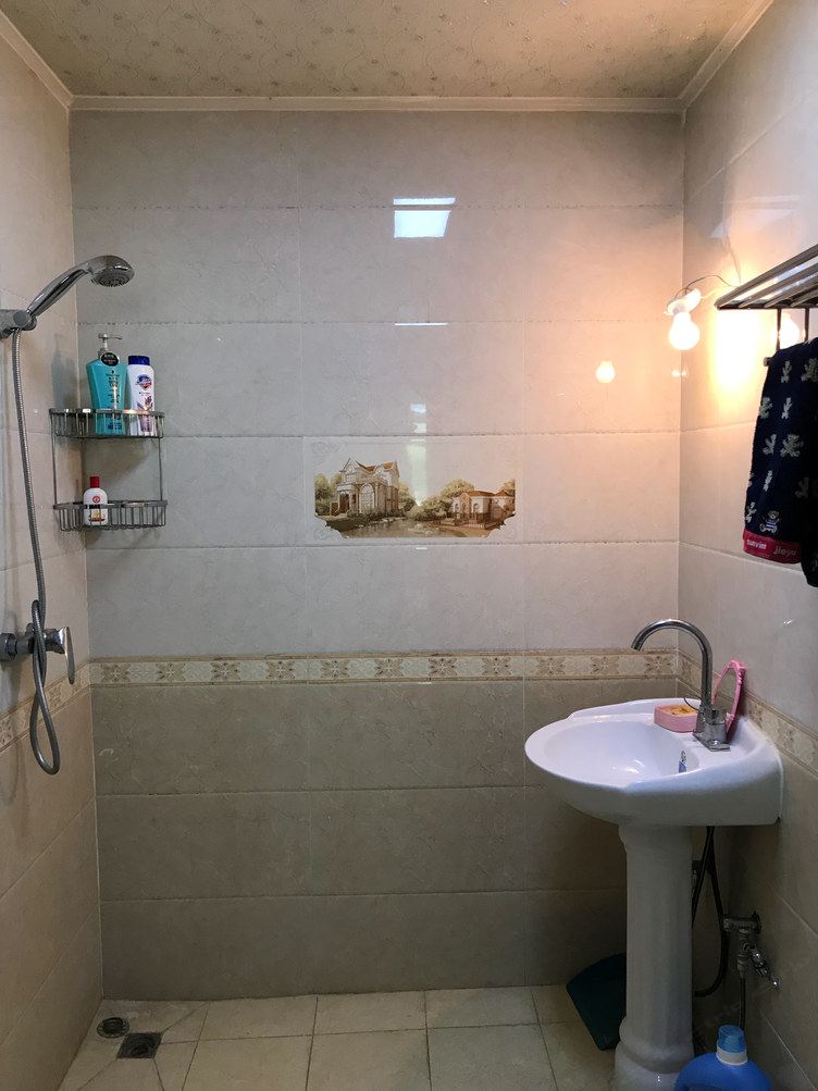 湖边一室一厅套房