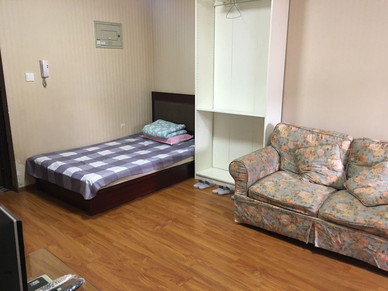 一室一厅套房