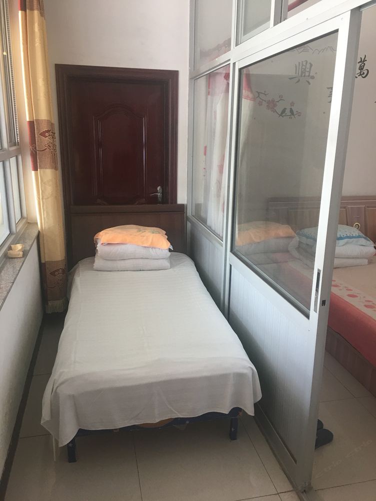 整洁二室一厅套房