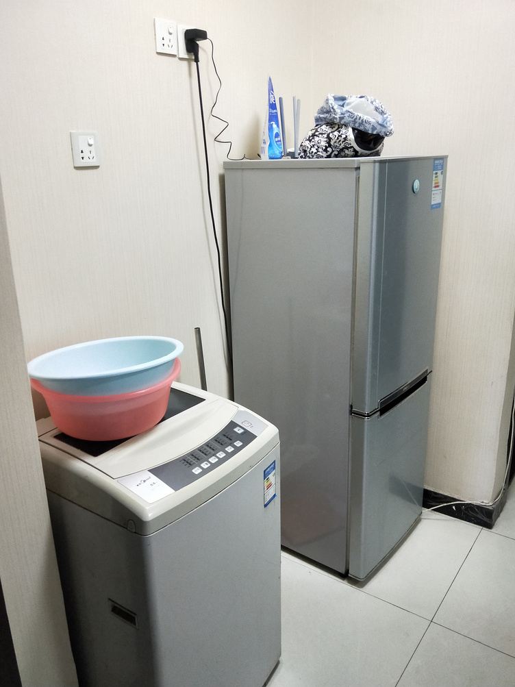 温馨二室二床房